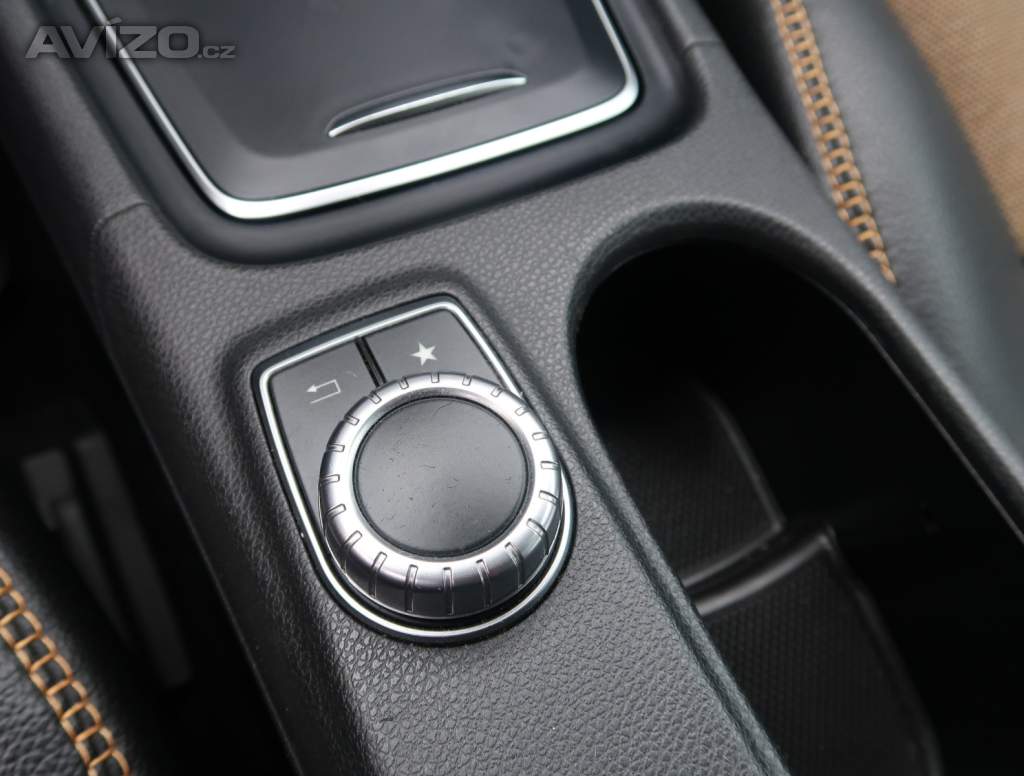 Foto inzerátu Mercedes-Benz GLA GLA 200 d 4MATIC