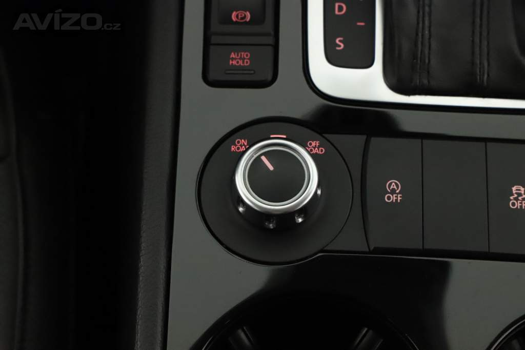 Foto inzerátu Volkswagen Touareg 3.0 TDI