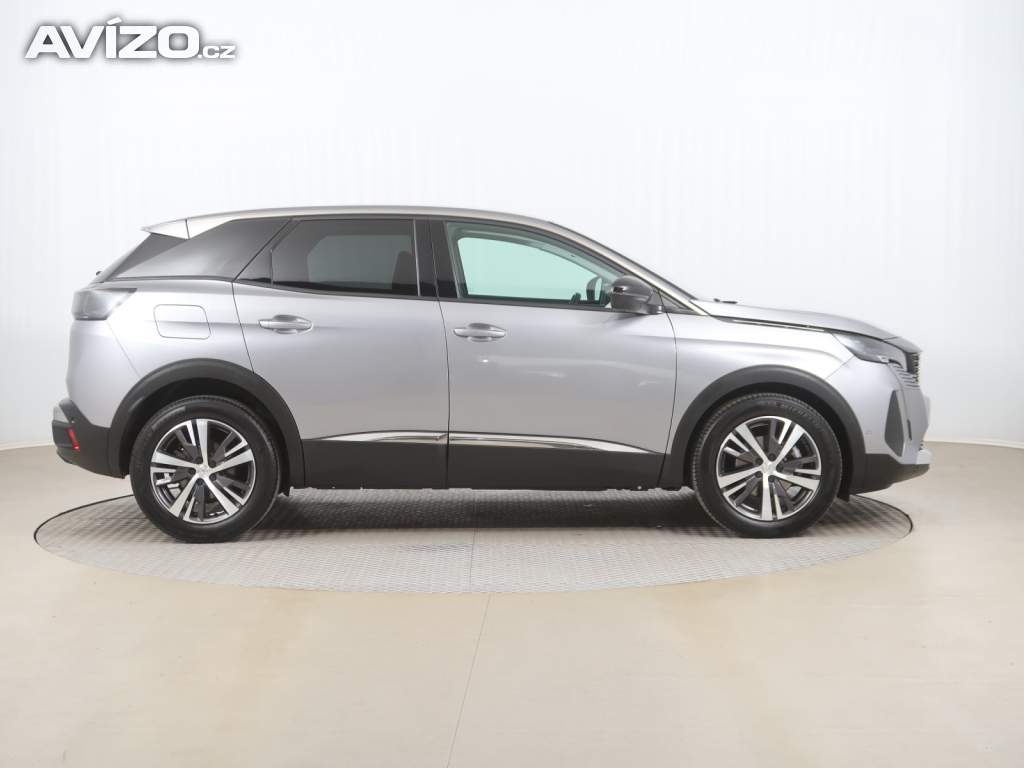 Foto inzerátu Peugeot 3008 1.2 PureTech