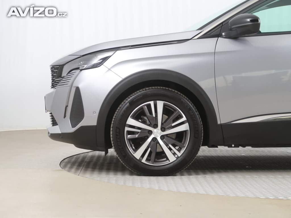 Foto inzerátu Peugeot 3008 1.2 PureTech