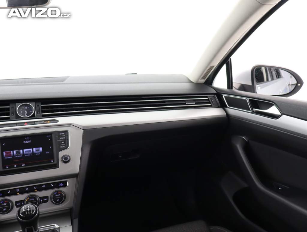 Foto inzerátu Volkswagen Passat 2.0 TDI