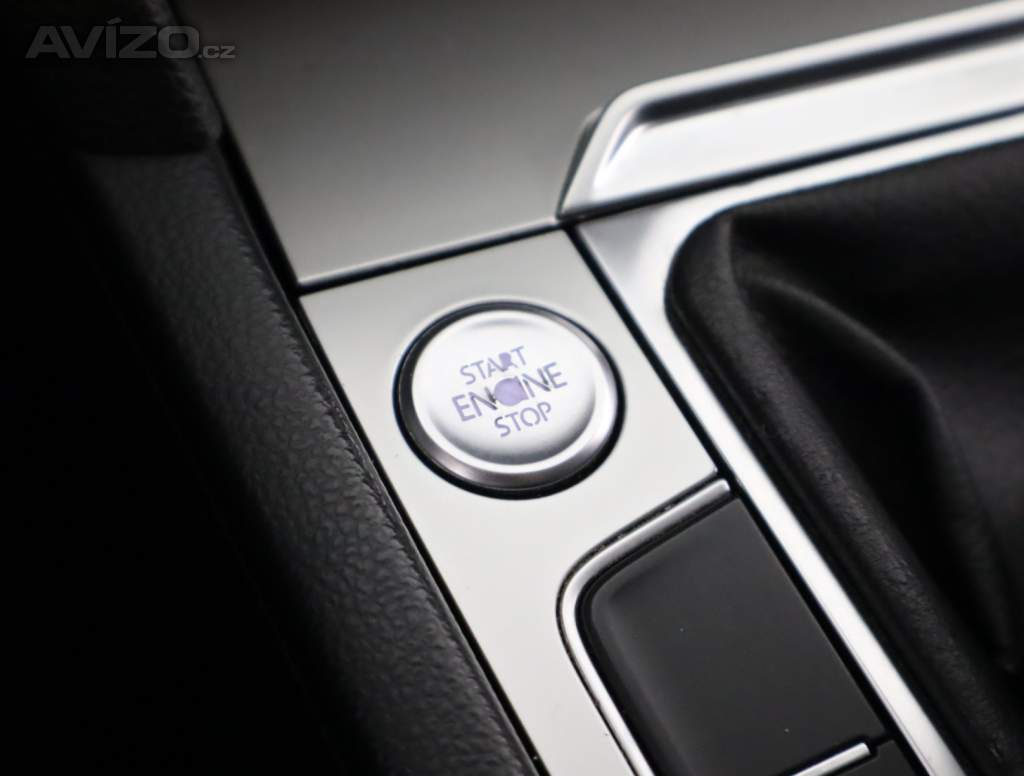 Foto inzerátu Volkswagen Passat 2.0 TDI