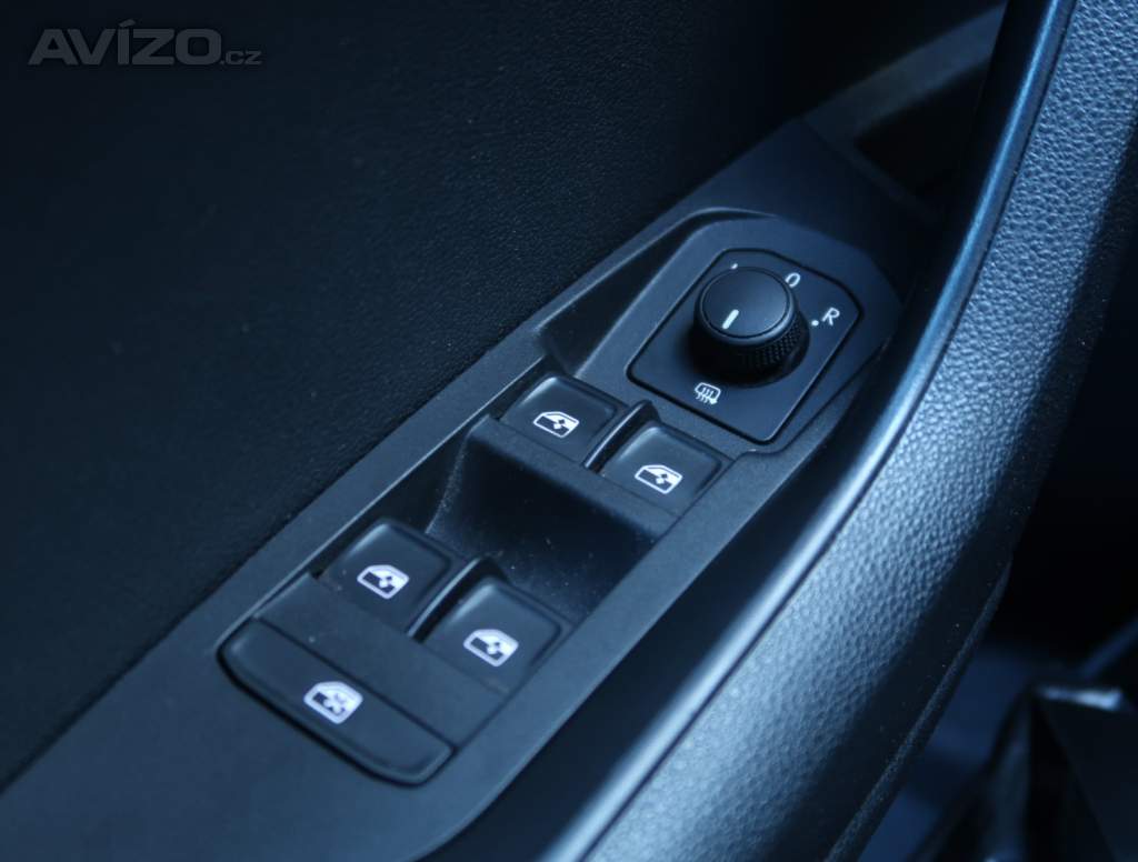 Foto inzerátu Škoda Karoq 1.0 TSI