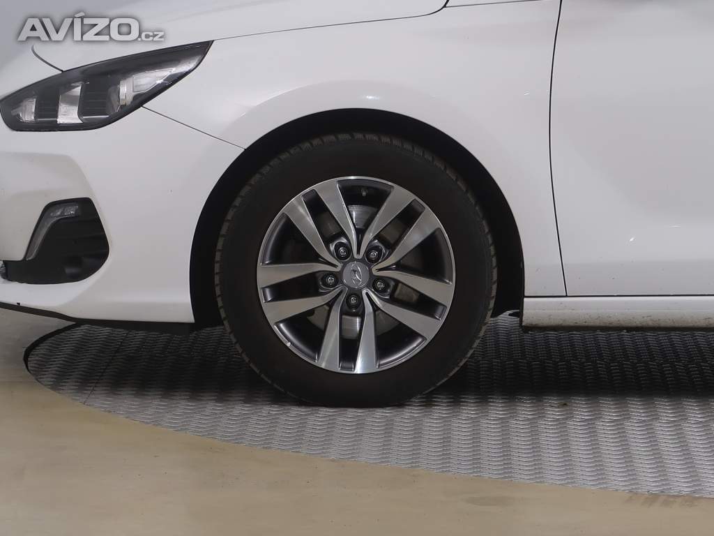 Foto inzerátu Hyundai i30 Fastback 1.0 T-GDI
