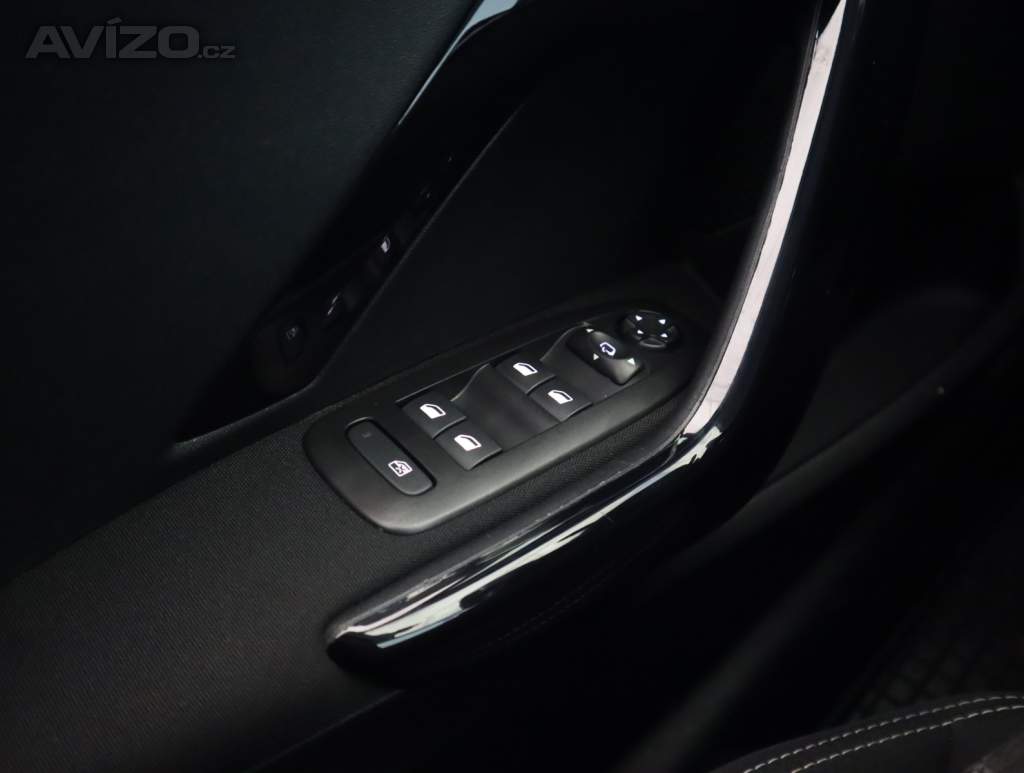 Foto inzerátu Peugeot 2008 1.2 PureTech