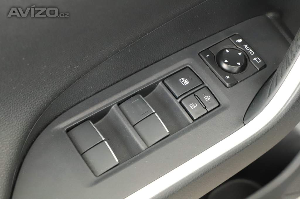 Foto inzerátu Toyota Rav4 2.0 Valvematic