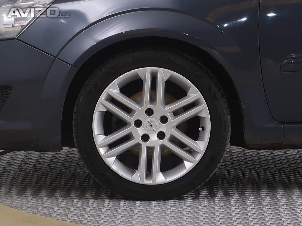 Foto inzerátu Opel Zafira 1.8