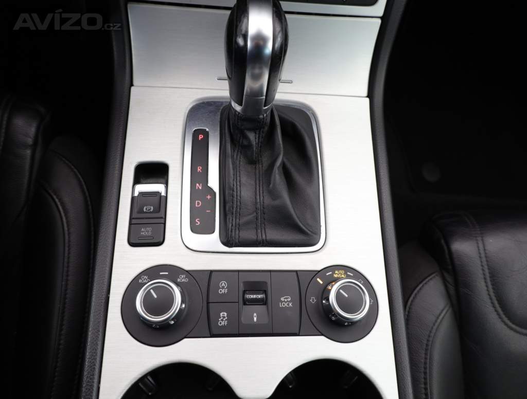 Foto inzerátu Volkswagen Touareg 3.0 TDI