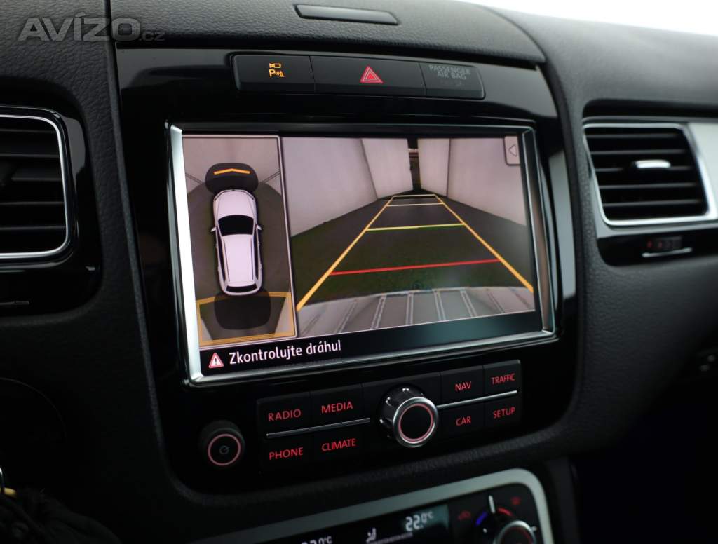 Foto inzerátu Volkswagen Touareg 3.0 TDI