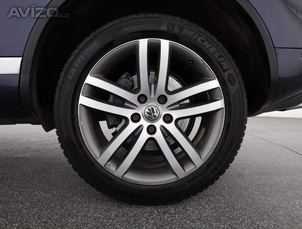 Foto inzerátu Volkswagen Touareg 3.0 TDI