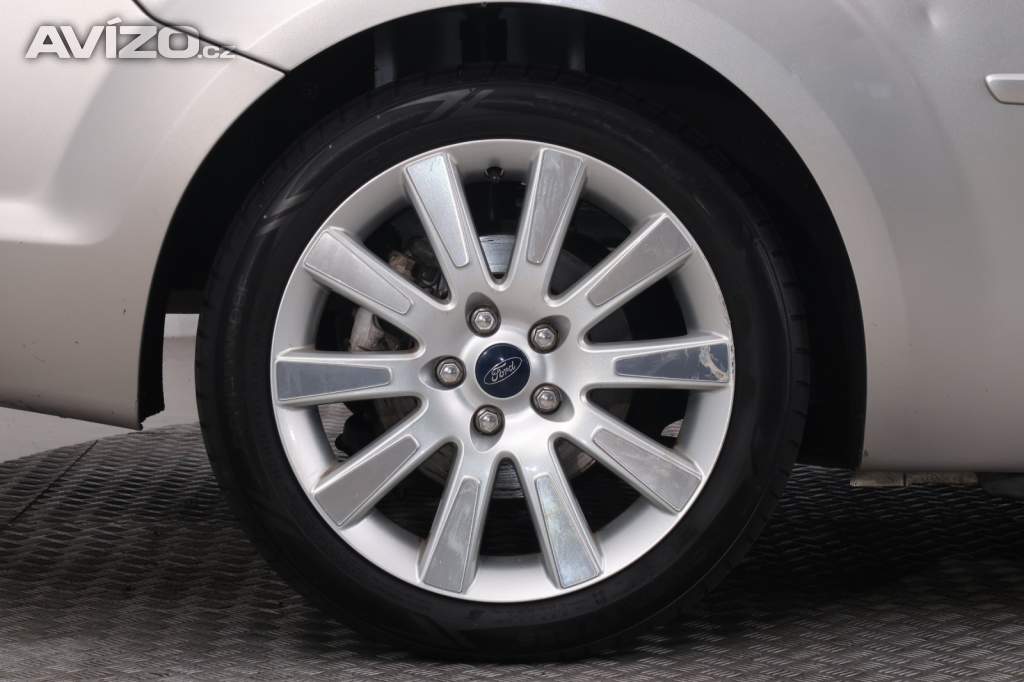 Foto inzerátu Ford Focus 2.0 16V