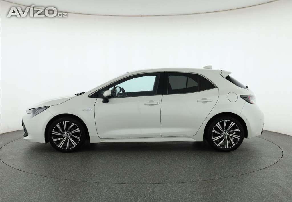 Foto inzerátu Toyota Corolla 1.8 Hybrid