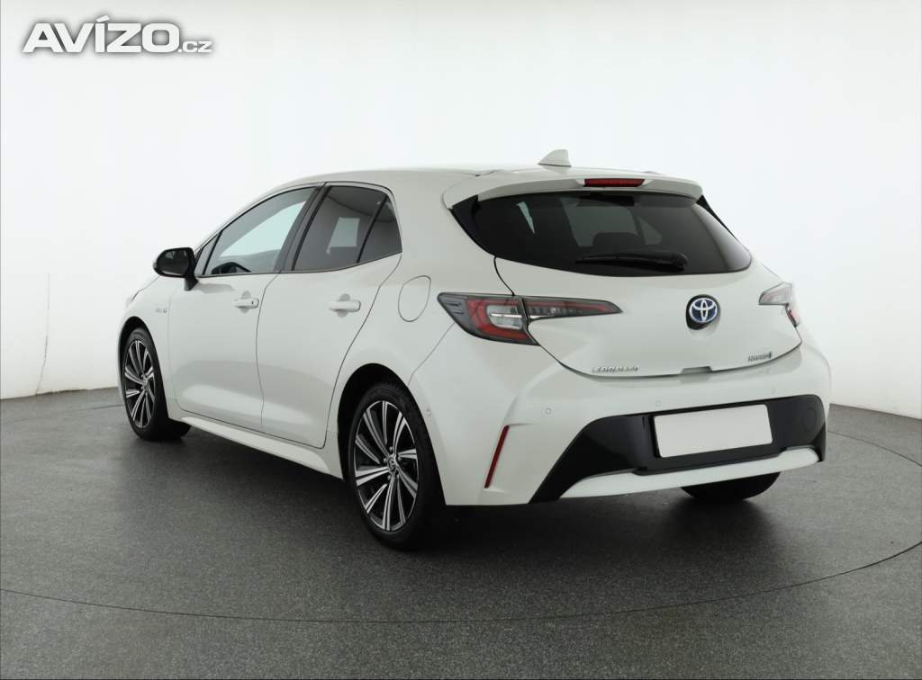 Foto inzerátu Toyota Corolla 1.8 Hybrid
