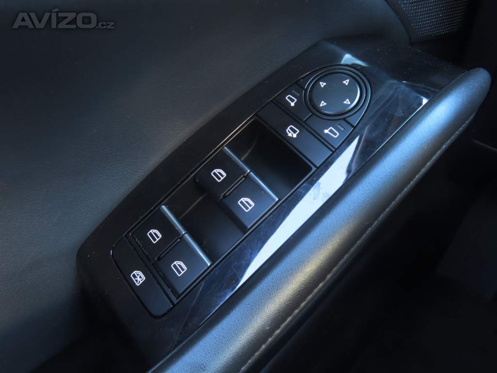 Foto inzerátu Mazda 3 2.0 e-Skyactiv X