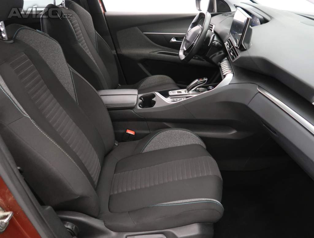 Foto inzerátu Peugeot 5008 1.5 BlueHDi