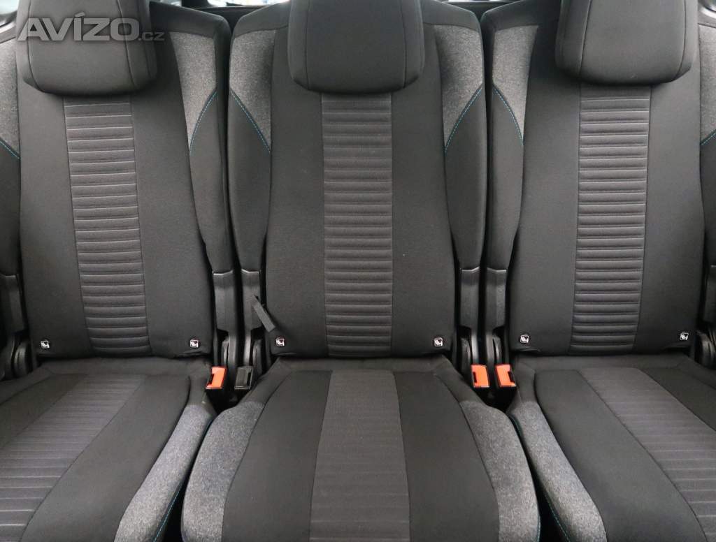 Foto inzerátu Peugeot 5008 1.5 BlueHDi