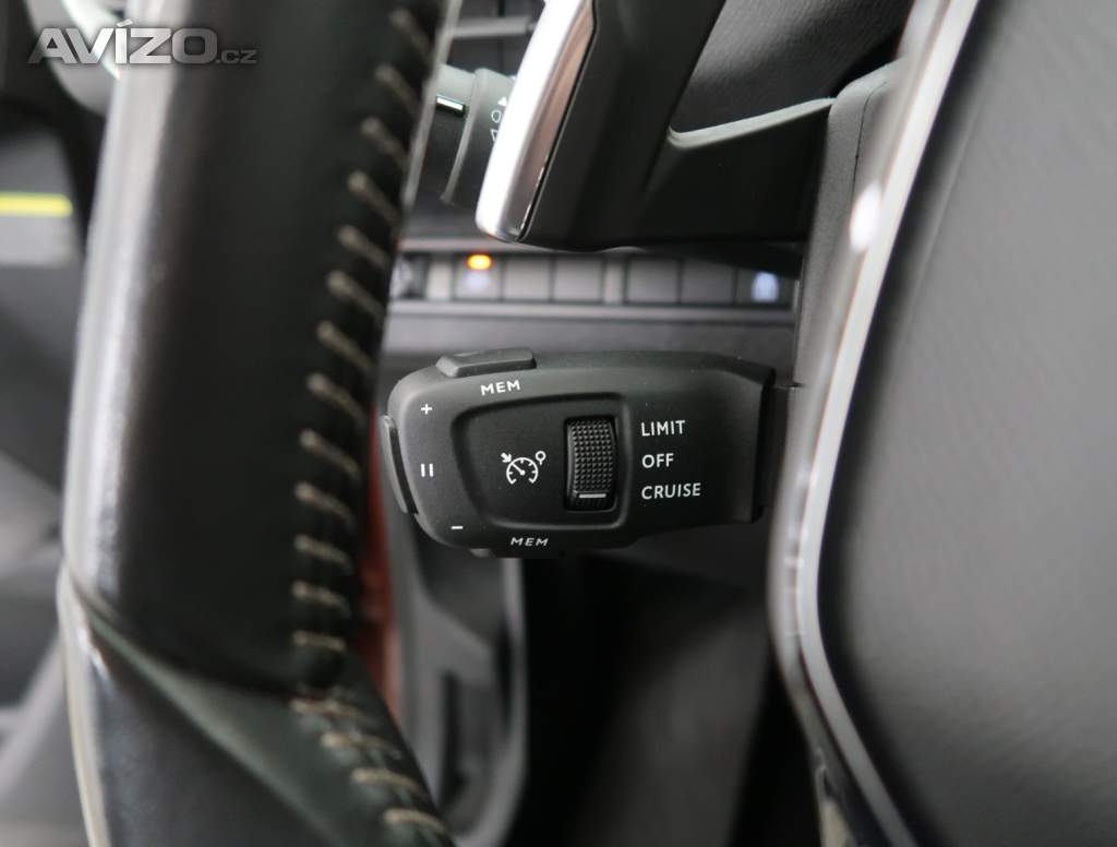 Foto inzerátu Peugeot 5008 1.5 BlueHDi