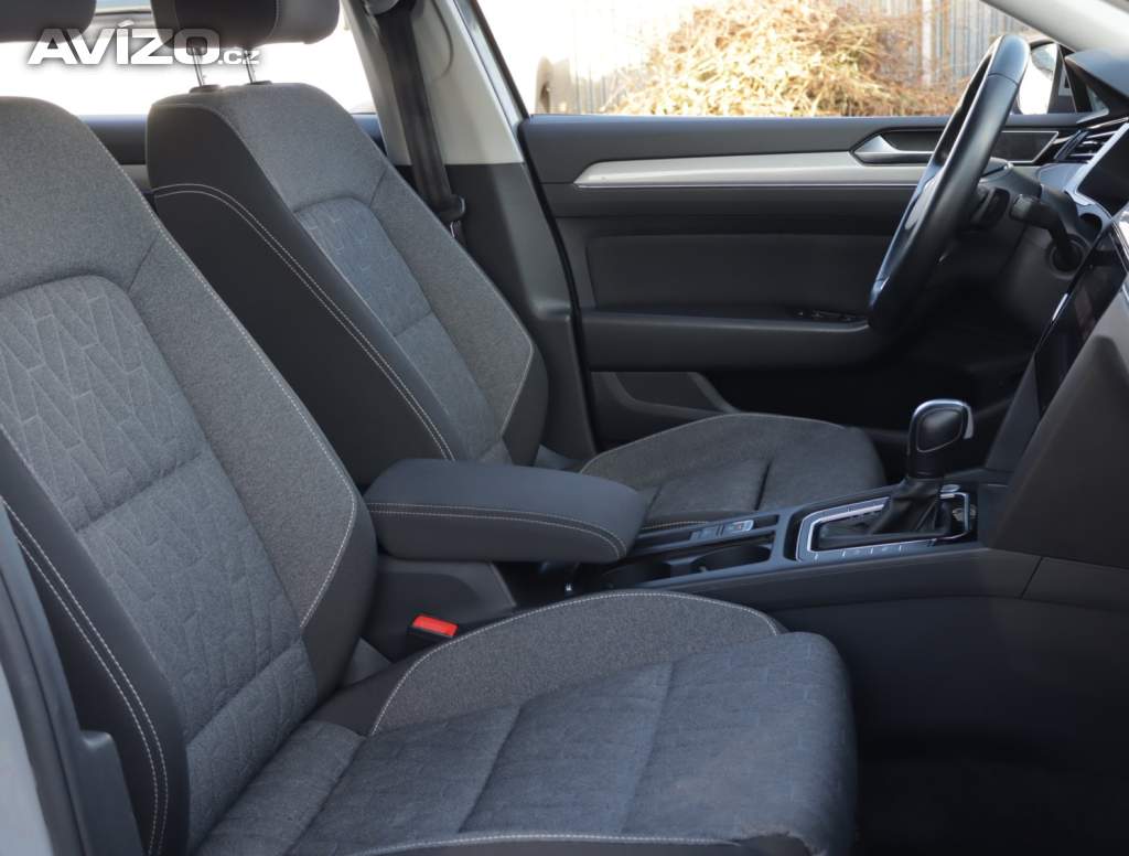 Foto inzerátu Volkswagen Passat 2.0 TDI