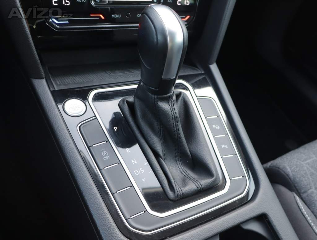 Foto inzerátu Volkswagen Passat 2.0 TDI