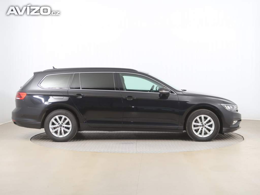 Foto inzerátu Volkswagen Passat 2.0 TDI