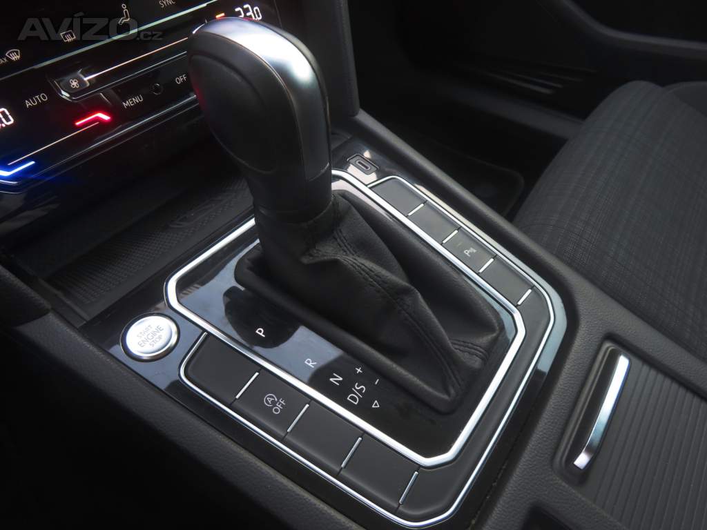 Foto inzerátu Volkswagen Passat 2.0 TDI