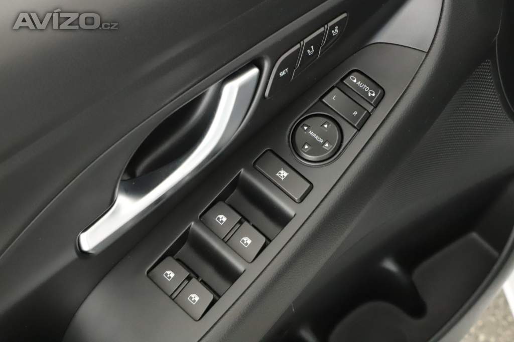 Foto inzerátu Hyundai i30 1.5 T-GDI MHEV