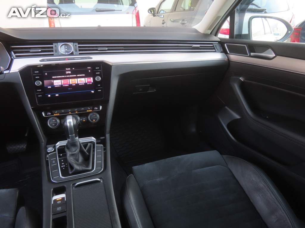 Foto inzerátu Volkswagen Passat 2.0 TDI