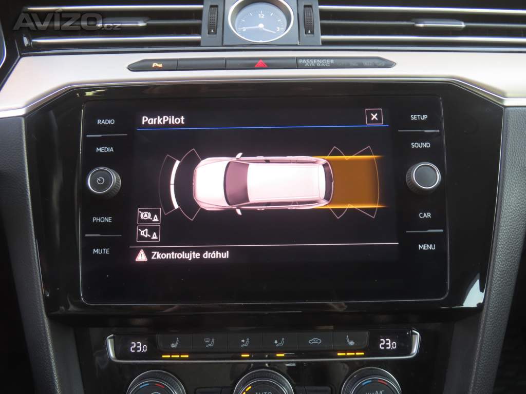 Foto inzerátu Volkswagen Passat 2.0 TDI