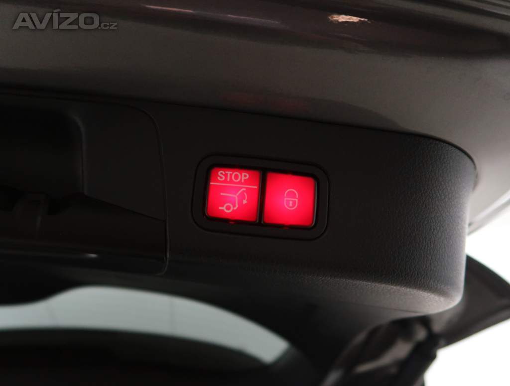 Foto inzerátu Mercedes-Benz GLB GLB 200 4MATIC