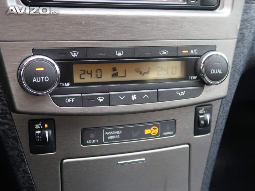 Foto inzerátu Toyota Avensis 1.8 Valvematic