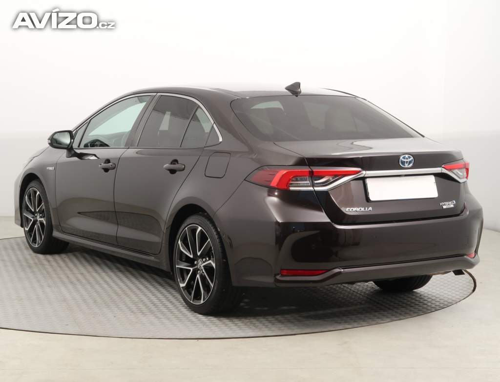 Foto inzerátu Toyota Corolla 1.8 Hybrid