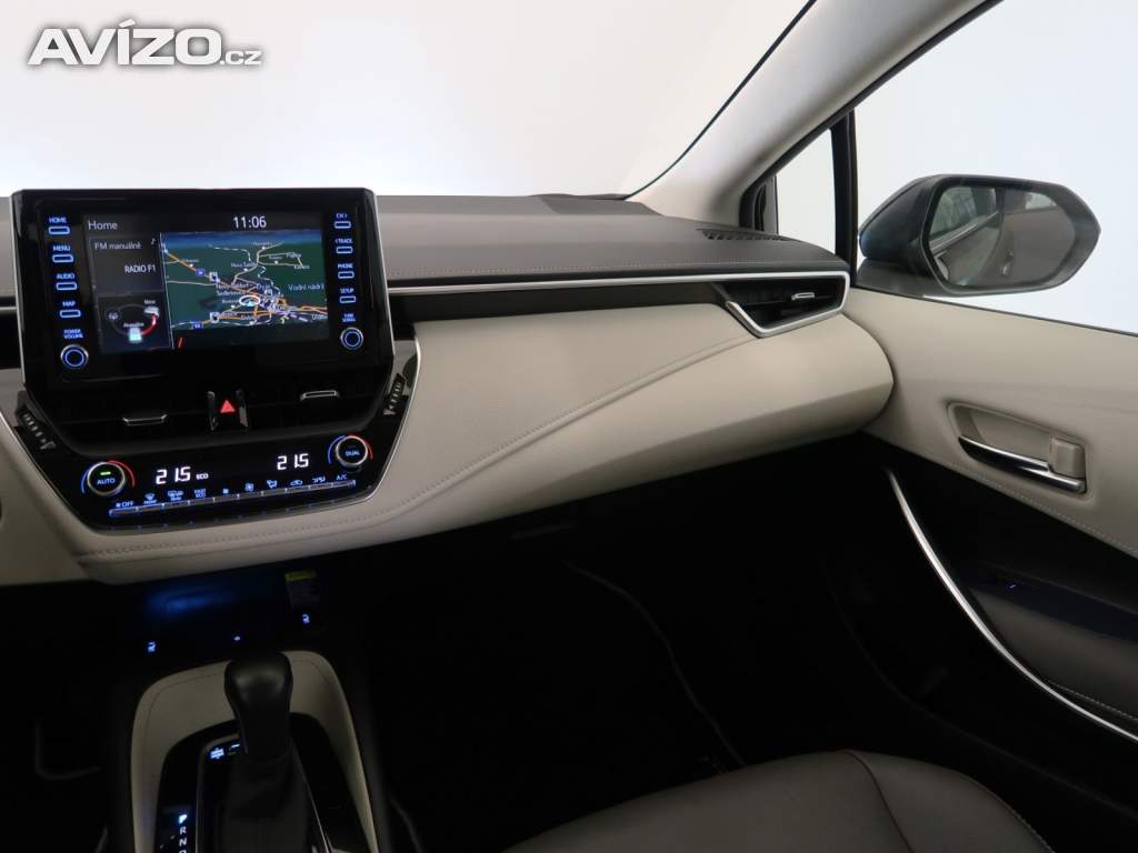 Foto inzerátu Toyota Corolla 1.8 Hybrid