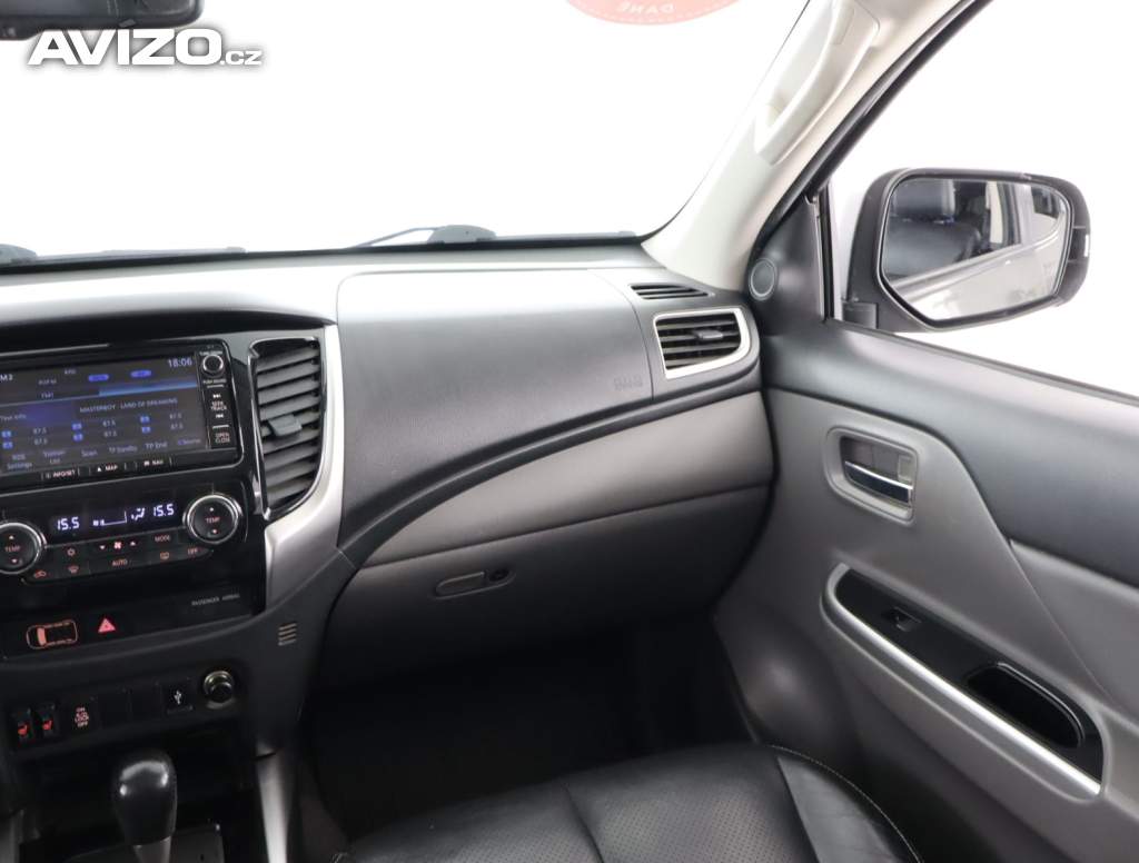 Foto inzerátu Mitsubishi L200 2.4 DI-D