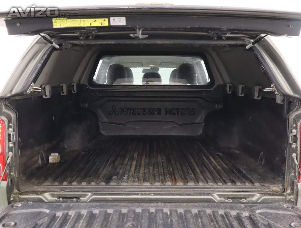 Foto inzerátu Mitsubishi L200 2.4 DI-D