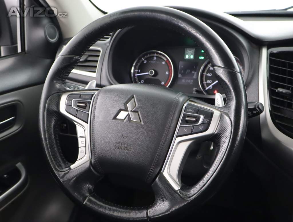 Foto inzerátu Mitsubishi L200 2.4 DI-D