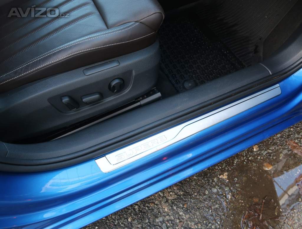 Foto inzerátu Škoda Superb 2.0 TSI