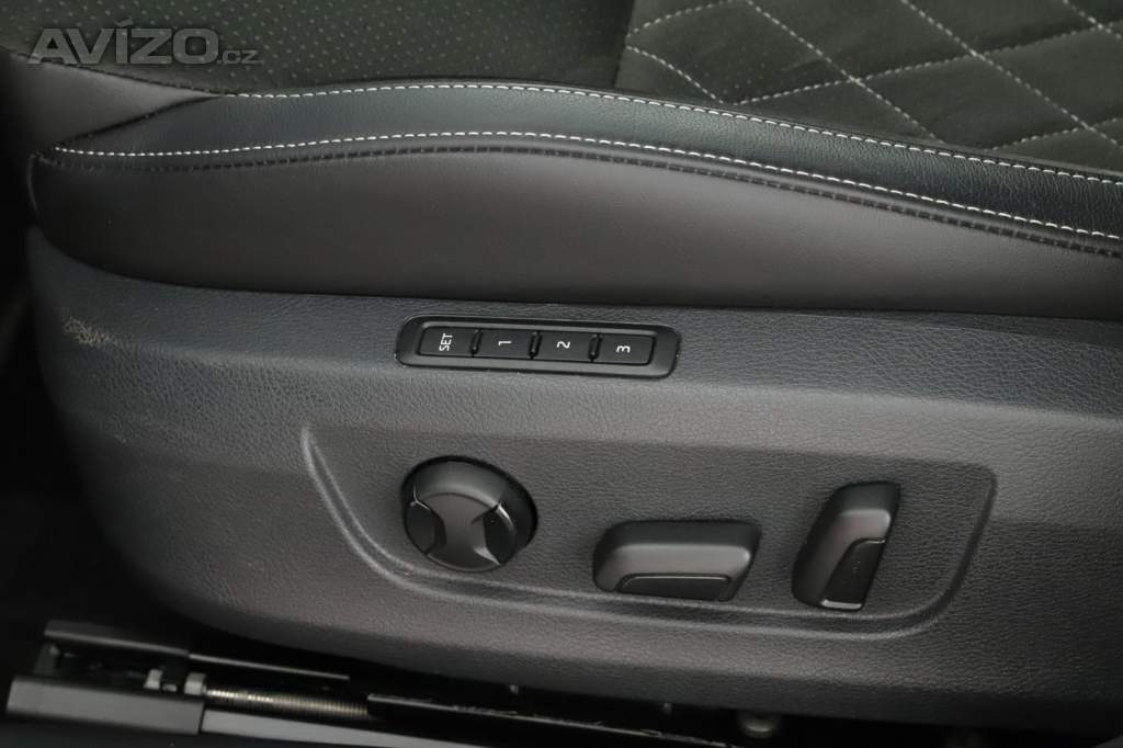 Foto inzerátu Škoda Superb 2.0 TDI