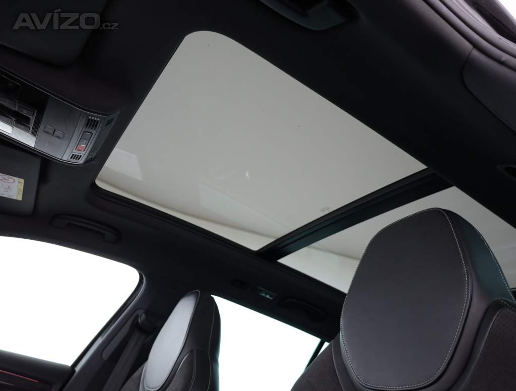 Foto inzerátu Škoda Superb 2.0 TSI