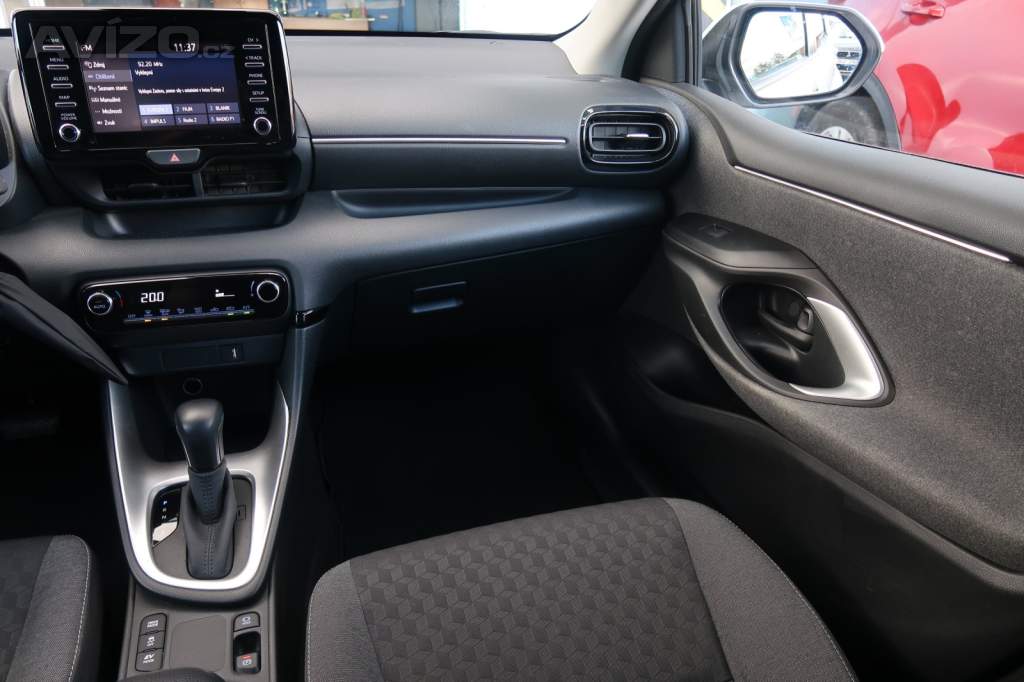 Foto inzerátu Toyota Yaris 1.5 VVT-i Hybrid