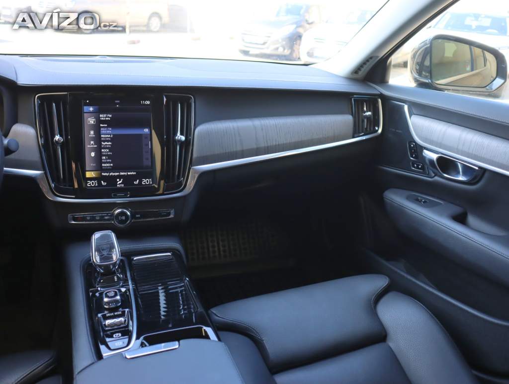 Foto inzerátu Volvo S90 T8 AWD