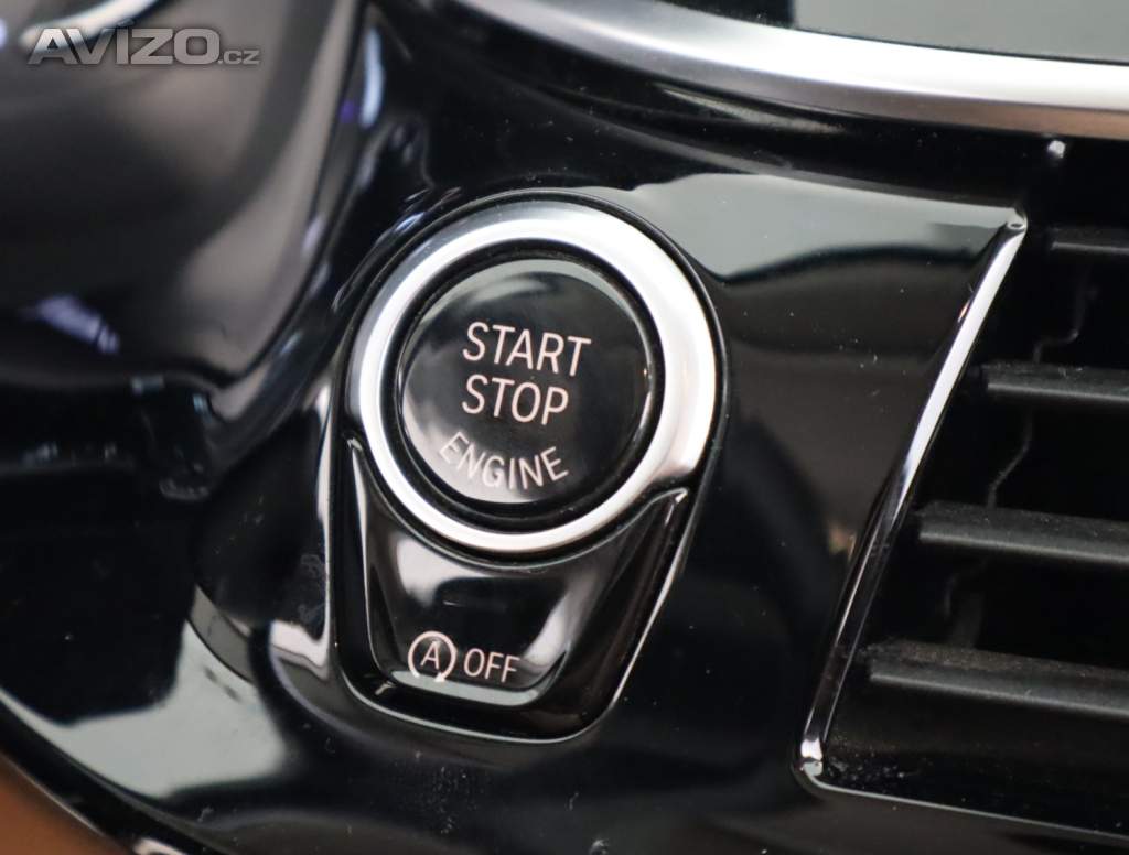 Foto inzerátu BMW Řada 5 530i xDrive