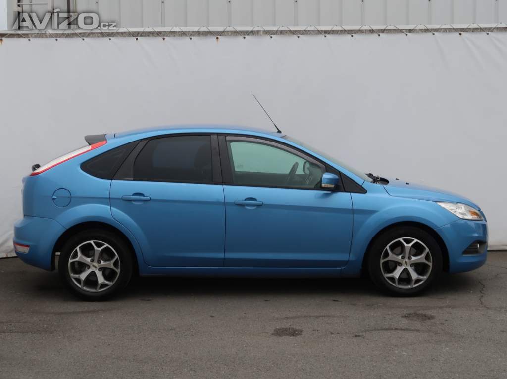 Foto inzerátu Ford Focus 1.6 16V