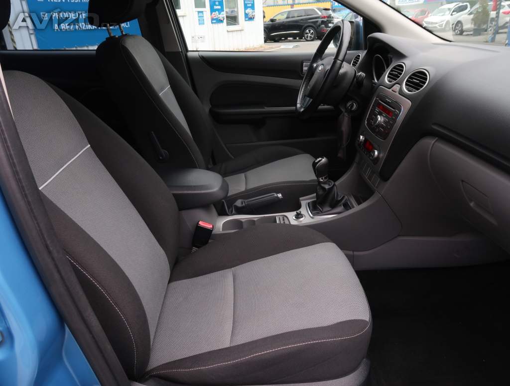 Foto inzerátu Ford Focus 1.6 16V