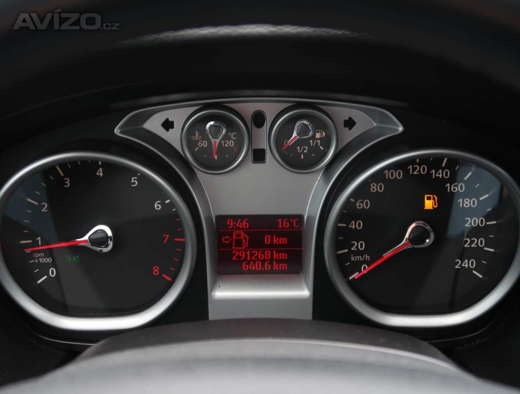 Foto inzerátu Ford Focus 1.6 16V