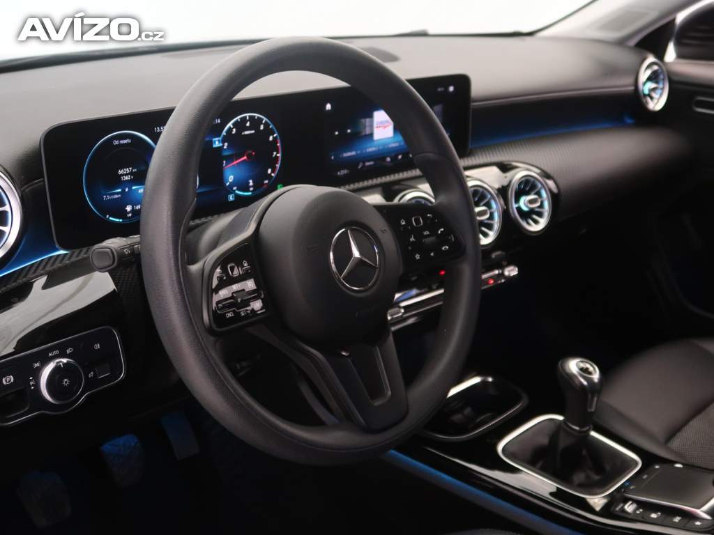 Foto inzerátu Mercedes-Benz CLA 180