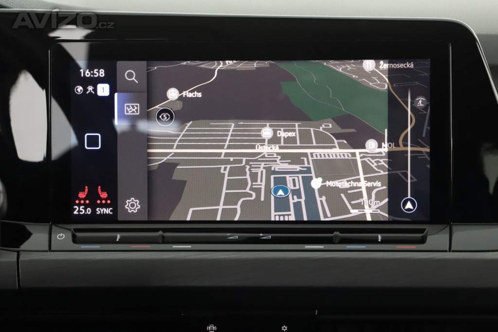 Foto inzerátu Volkswagen Golf 1.5 eTSI