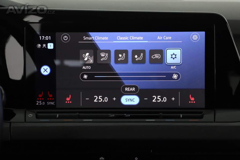 Foto inzerátu Volkswagen Golf 1.5 eTSI