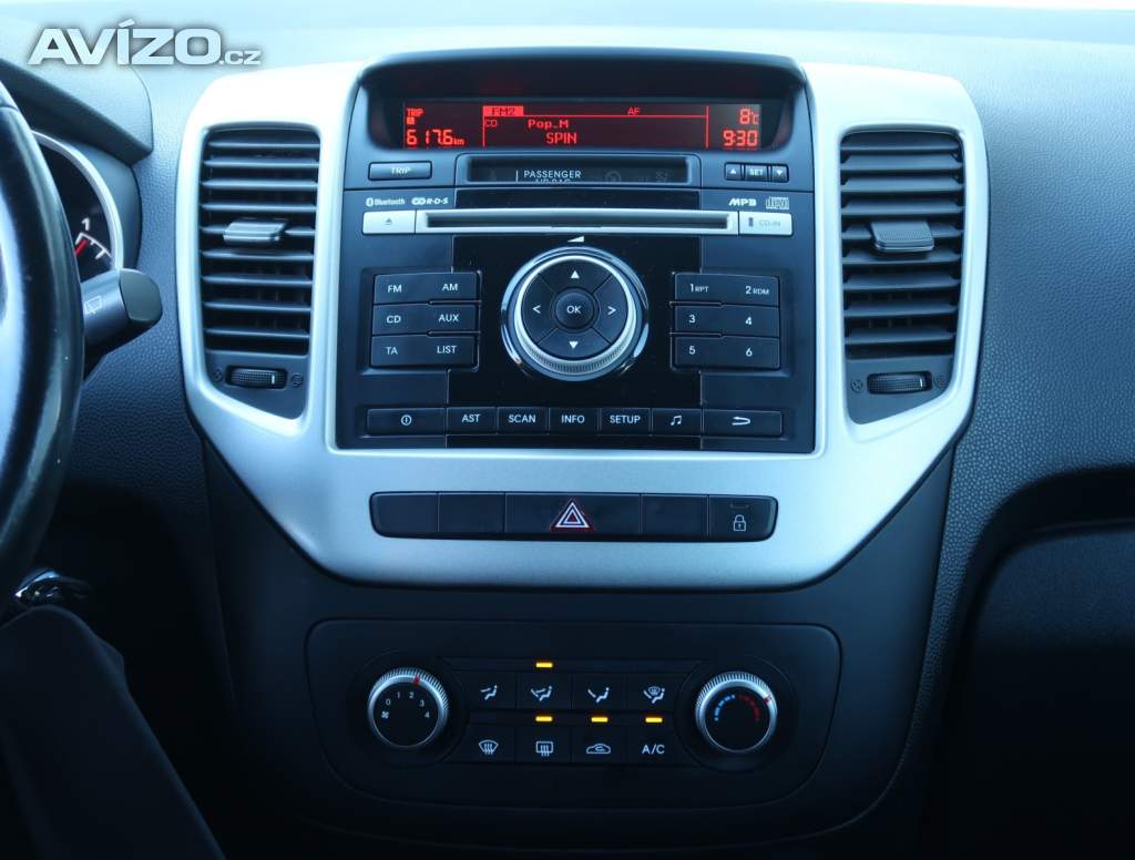 Foto inzerátu Kia Venga 1.4 CVVT