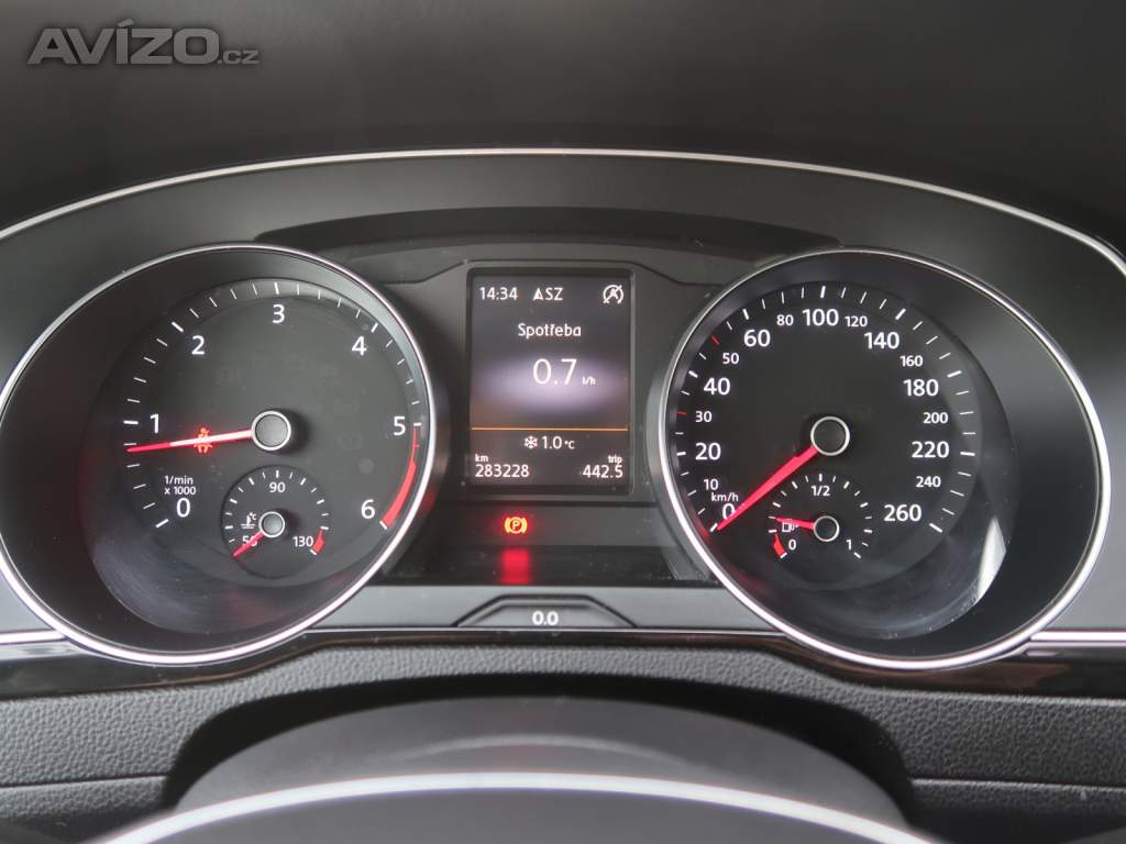 Foto inzerátu Volkswagen Passat 2.0 TDI