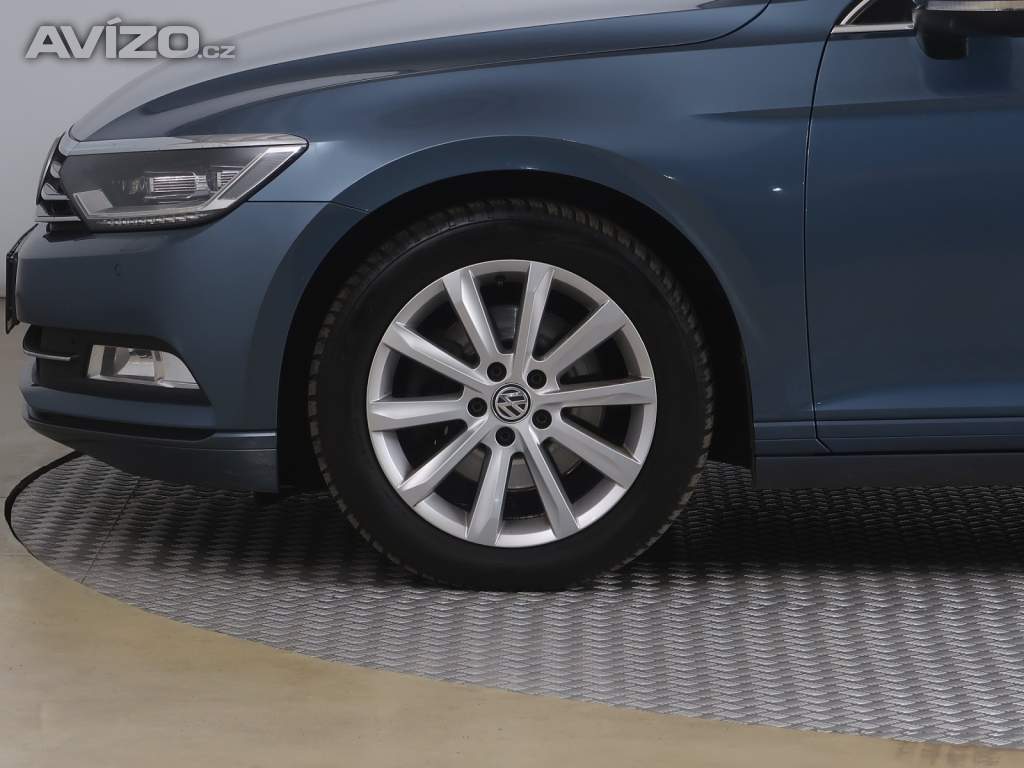 Foto inzerátu Volkswagen Passat 2.0 TDI